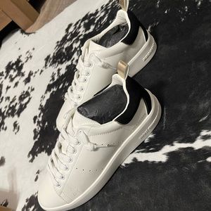 Brand new in Box Vintage Havana Estelle Leather Sneakers